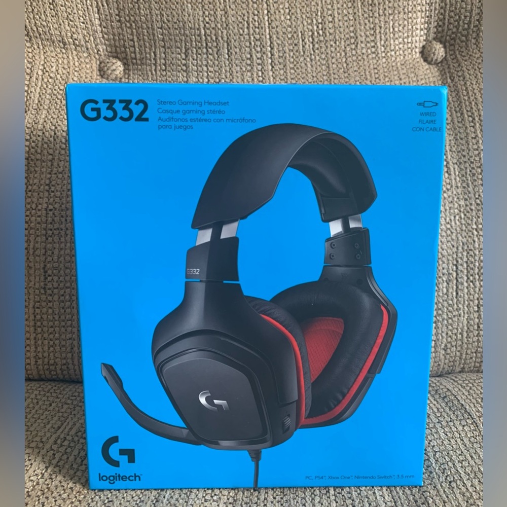 Logitech G332 Leatherette Stereo Gaming Headset for PC, PS4 NEW 981-000755